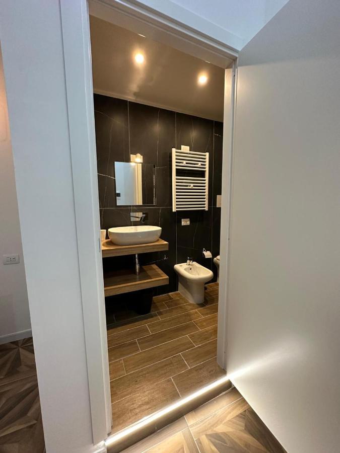 San Ferdinando Suite Room Naples Exterior photo