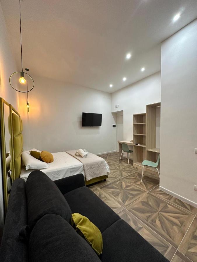 San Ferdinando Suite Room Naples Exterior photo